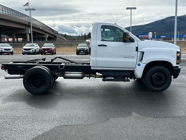 2023 Chevrolet Silverado 4500 HD Vehicle Photo in POST FALLS, ID 83854-5365