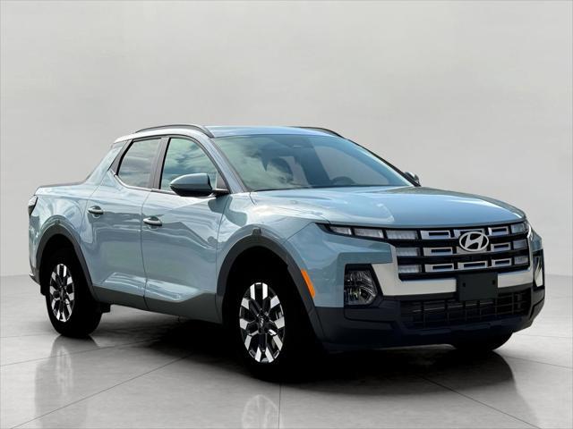 2025 Hyundai SANTA CRUZ Vehicle Photo in Green Bay, WI 54304
