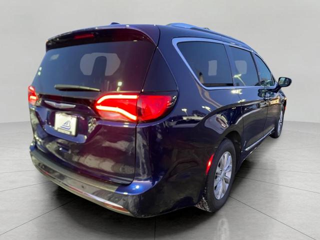 2019 Chrysler Pacifica Vehicle Photo in APPLETON, WI 54914-8833