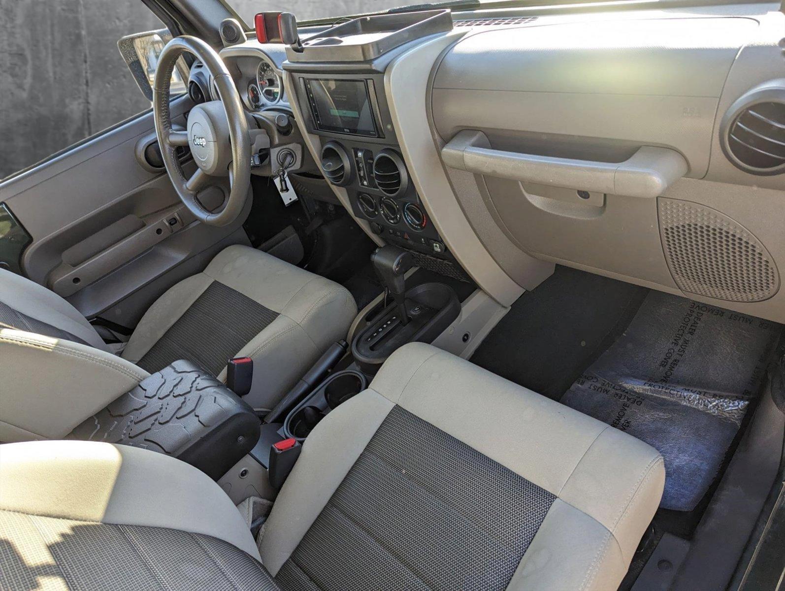 2010 Jeep Wrangler Unlimited Vehicle Photo in Spokane Valley, WA 99212