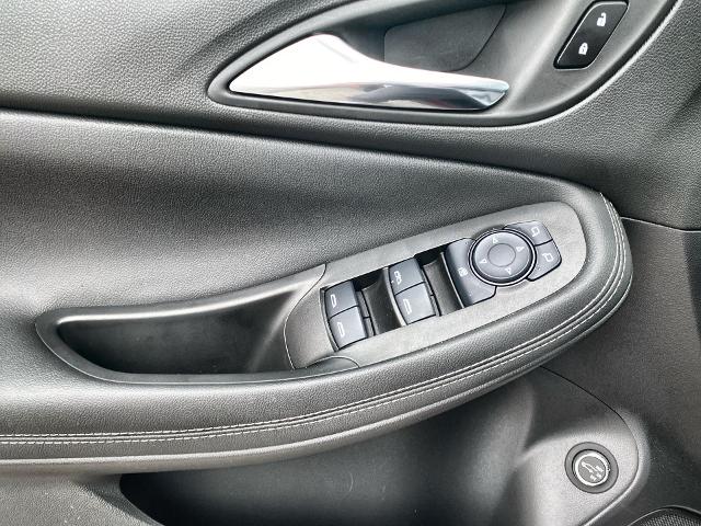 2022 Buick Encore GX Vehicle Photo in WILLIAMSVILLE, NY 14221-2883
