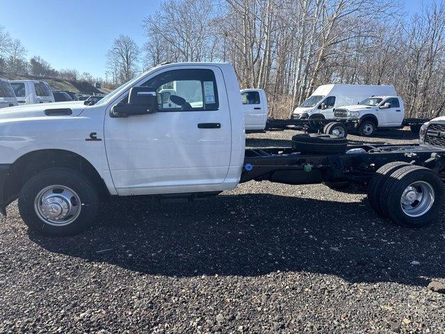 2024 Ram 3500 Chassis Cab Vehicle Photo in Doylsetown, PA 18901