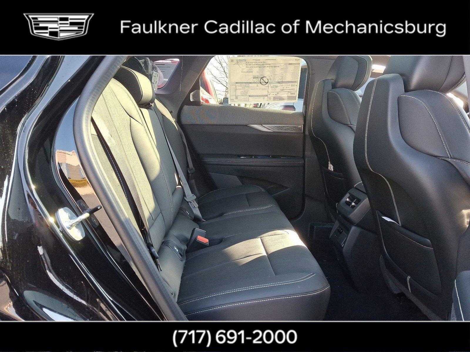 2025 Cadillac OPTIQ Vehicle Photo in MECHANICSBURG, PA 17050-1707