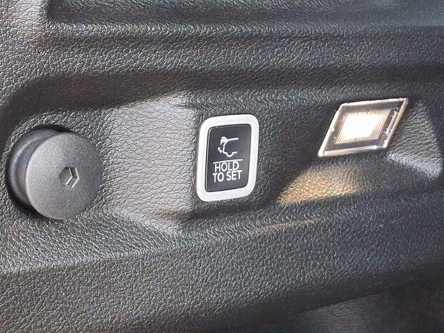 2023 Jeep Grand Cherokee L Vehicle Photo in WATERTOWN, CT 06795-3318