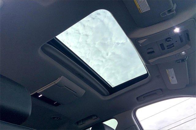 2019 GMC Yukon Vehicle Photo in KANSAS CITY, MO 64114-4502