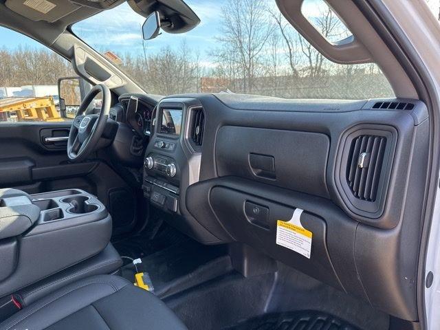 2024 GMC Sierra 3500 HD Vehicle Photo in MEDINA, OH 44256-9631