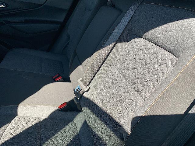 2022 Chevrolet Equinox Vehicle Photo in MOON TOWNSHIP, PA 15108-2571