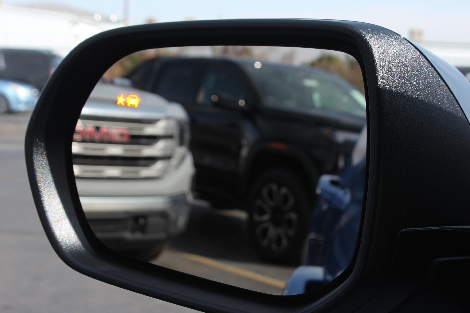 2025 GMC Terrain Vehicle Photo in AURORA, CO 80012-4011