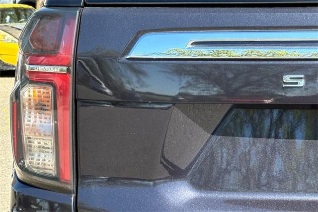 2023 Chevrolet Suburban Vehicle Photo in ELK GROVE, CA 95757-8703