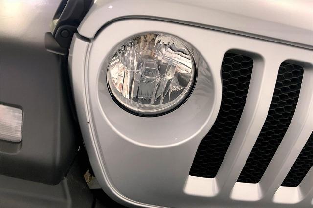2023 Jeep Wrangler Vehicle Photo in Kansas City, MO 64114