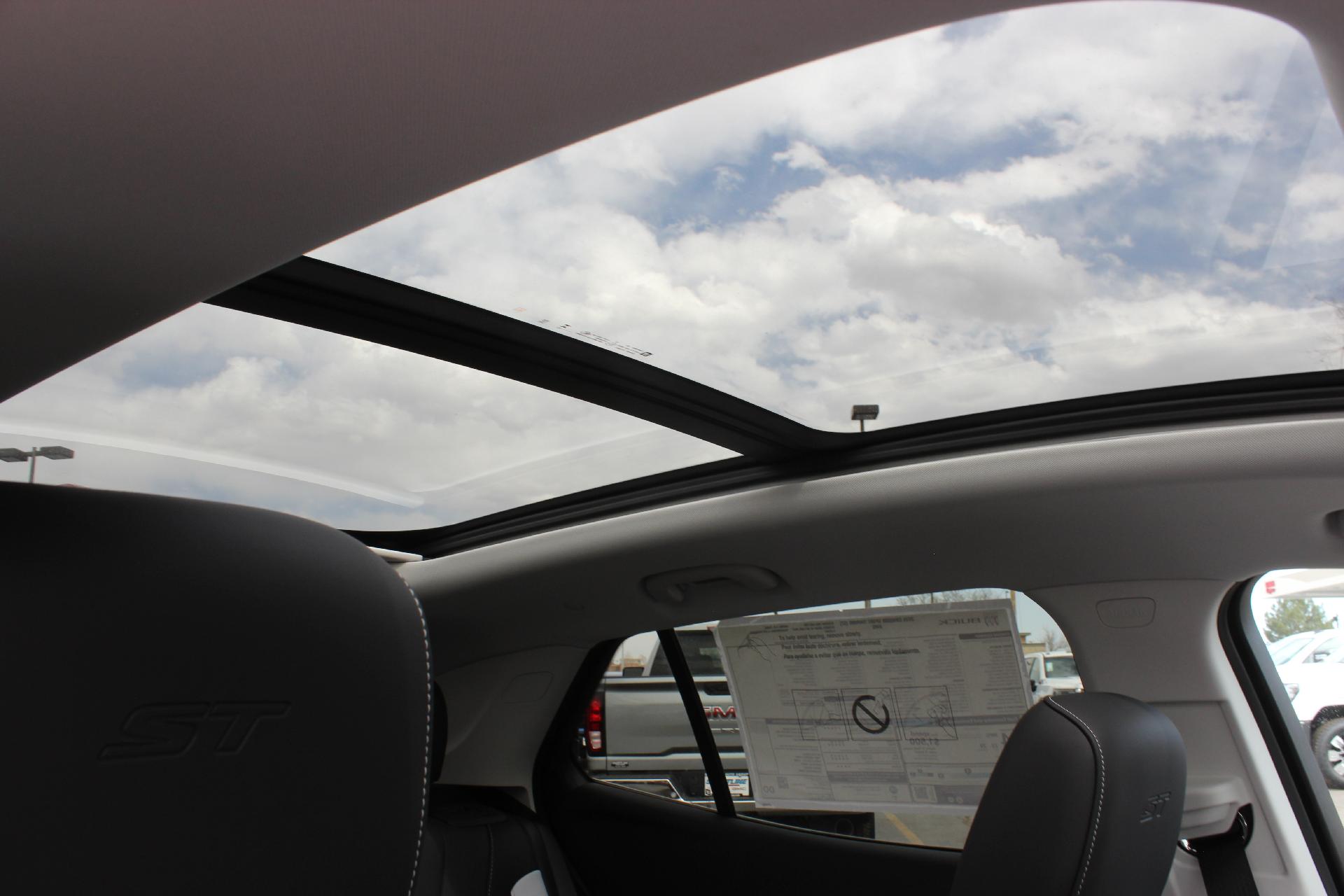 2025 Buick Envision Vehicle Photo in AURORA, CO 80012-4011