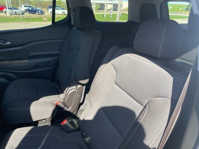 2023 GMC Acadia Vehicle Photo in MEDINA, OH 44256-9631