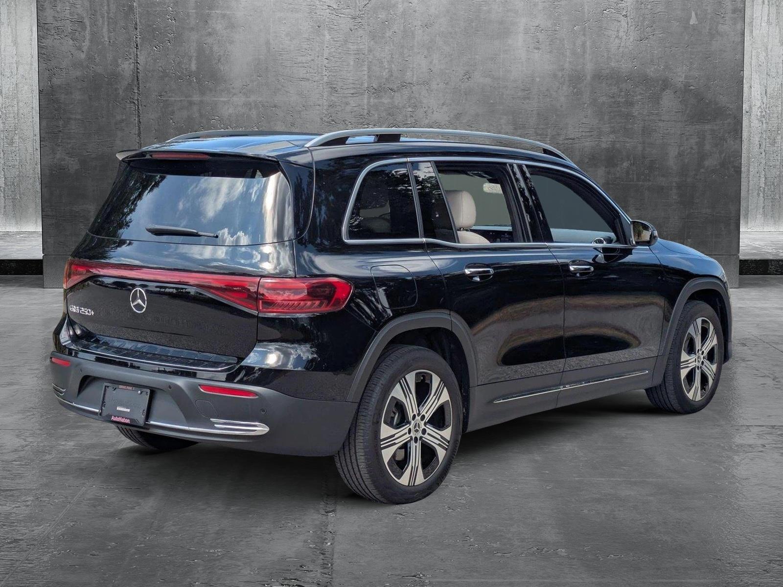 2024 Mercedes-Benz EQB Vehicle Photo in Sarasota, FL 34231