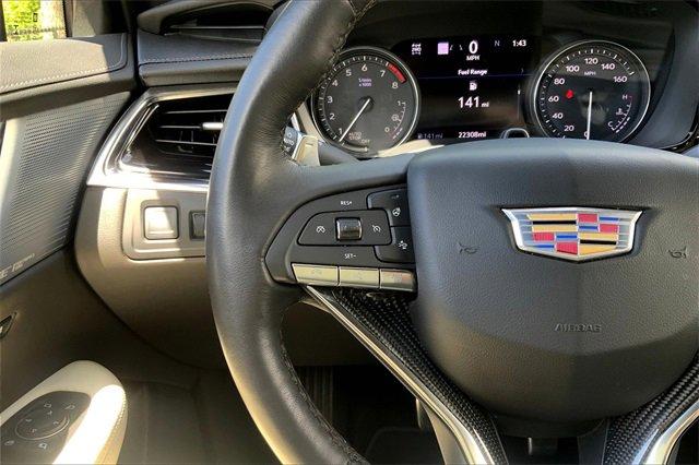 2023 Cadillac XT6 Vehicle Photo in KANSAS CITY, MO 64114-4545