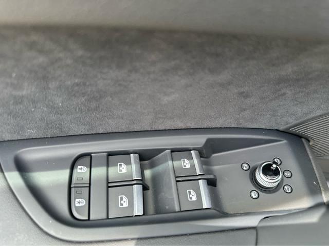 2025 Audi SQ5 Vehicle Photo in HOUSTON, TX 77090