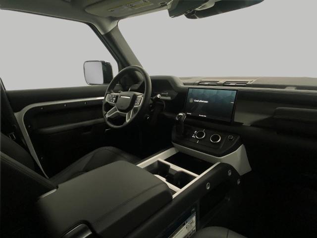 2025 Defender Vehicle Photo in Appleton, WI 54913