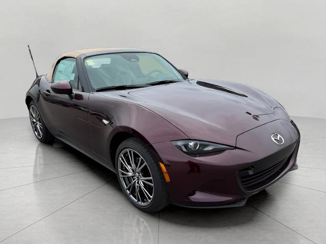 2025 Mazda MX-5 Miata Vehicle Photo in Green Bay, WI 54304