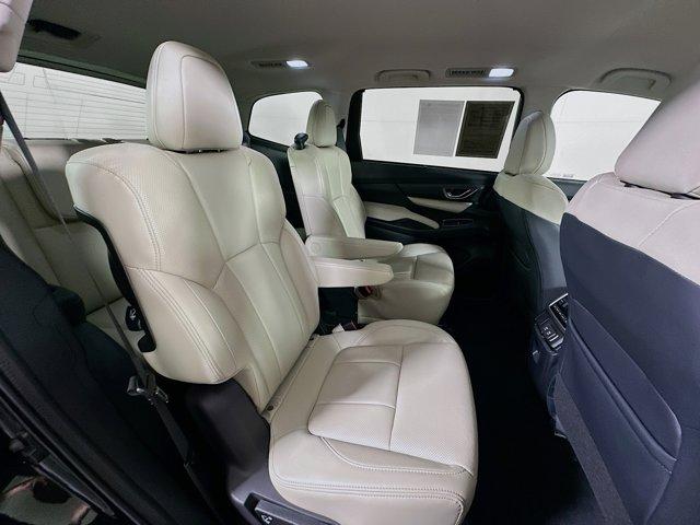2022 Subaru Ascent Vehicle Photo in Doylestown, PA 18902