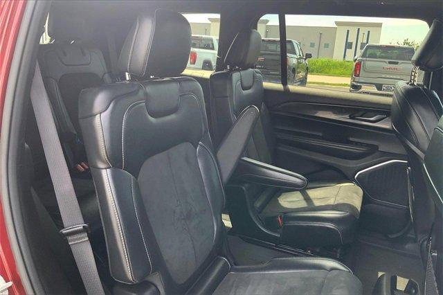 2021 Jeep Grand Cherokee L Vehicle Photo in INDEPENDENCE, MO 64055-1377