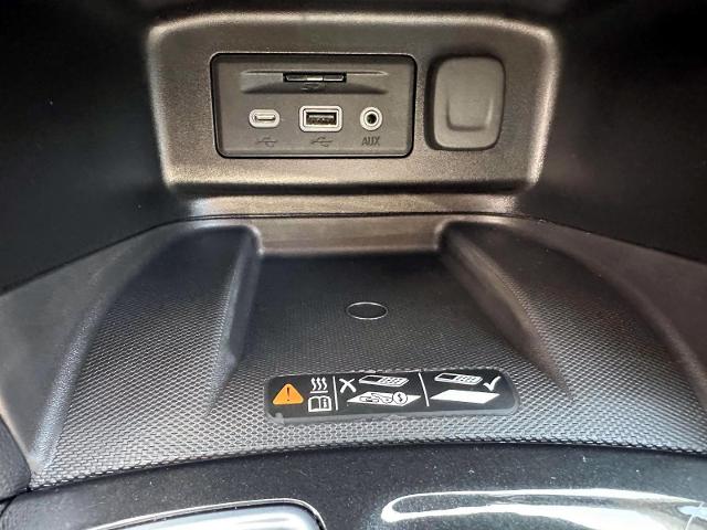 2022 Chevrolet Equinox Vehicle Photo in Roslyn, NY 11576