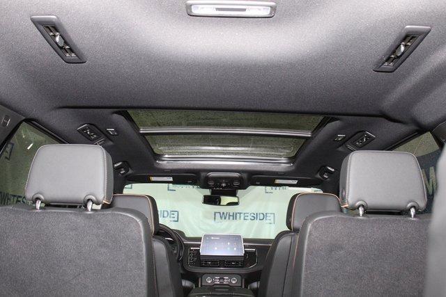 2024 GMC Yukon Vehicle Photo in SAINT CLAIRSVILLE, OH 43950-8512