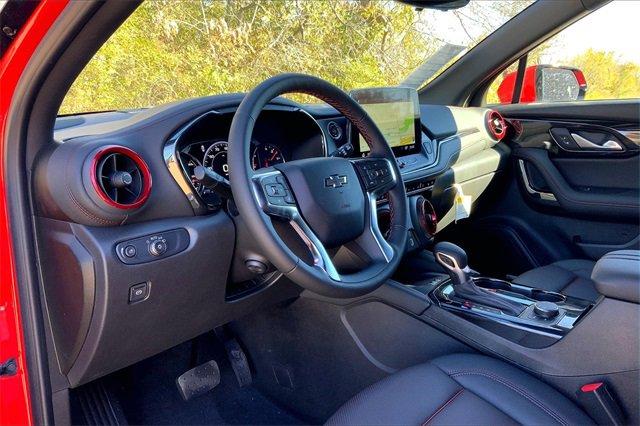 2025 Chevrolet Blazer Vehicle Photo in KANSAS CITY, MO 64114-4502