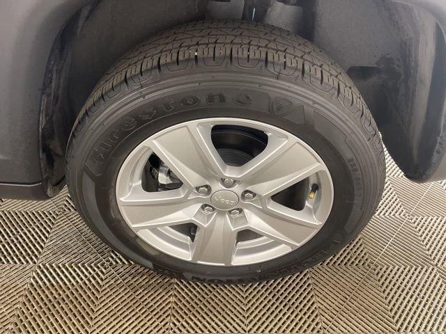 2022 Jeep Compass Vehicle Photo in PHOENIX, AZ 85014-3381