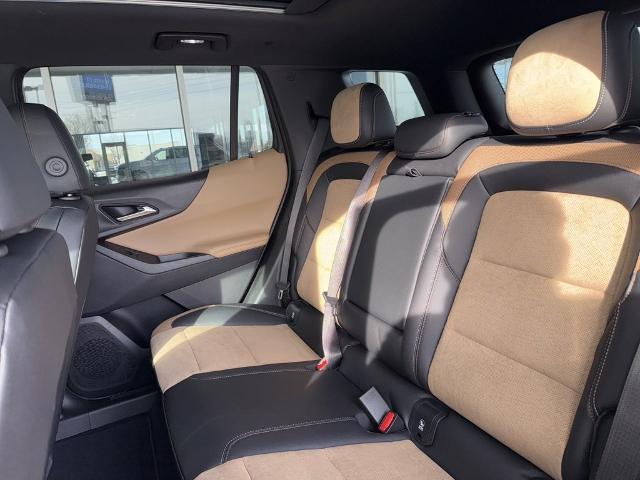 2025 Chevrolet Equinox Vehicle Photo in MANHATTAN, KS 66502-5036