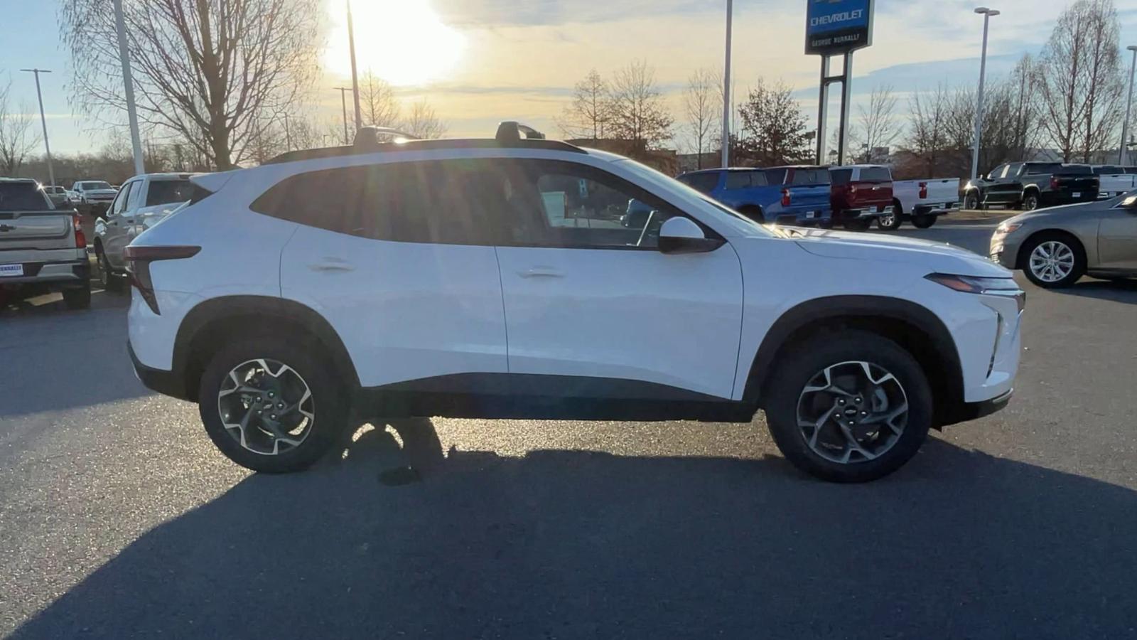 2025 Chevrolet Trax Vehicle Photo in BENTONVILLE, AR 72712-4322