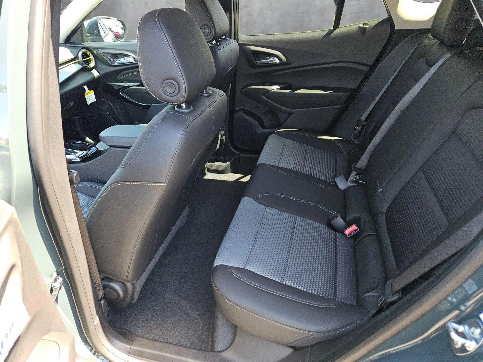 2025 Chevrolet Trax Vehicle Photo in MESA, AZ 85206-4395