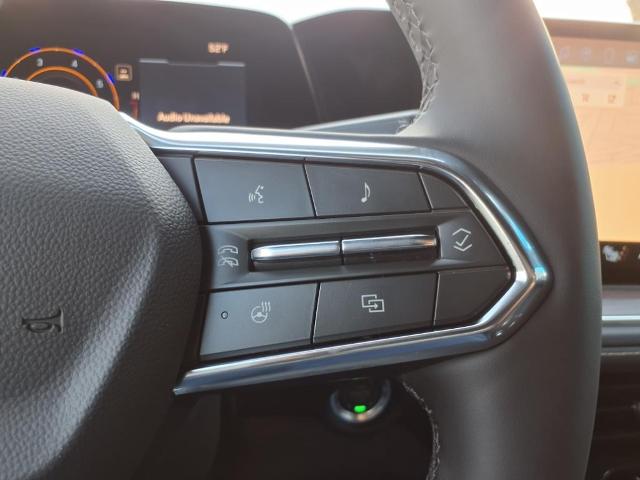 2025 Chevrolet Suburban Vehicle Photo in Denton, TX 76205