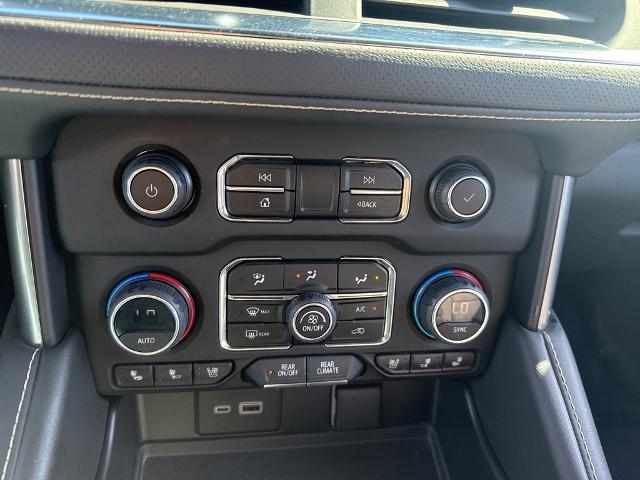 2023 Chevrolet Suburban Vehicle Photo in MANHATTAN, KS 66502-5036