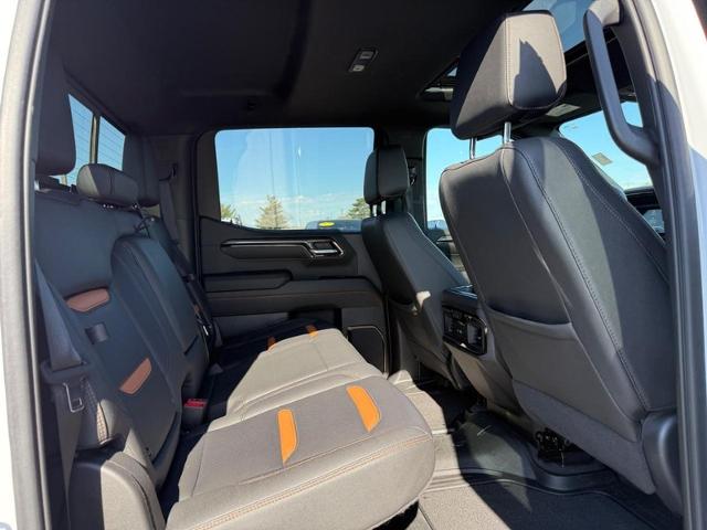 2023 GMC Sierra 1500 Vehicle Photo in COLUMBIA, MO 65203-3903