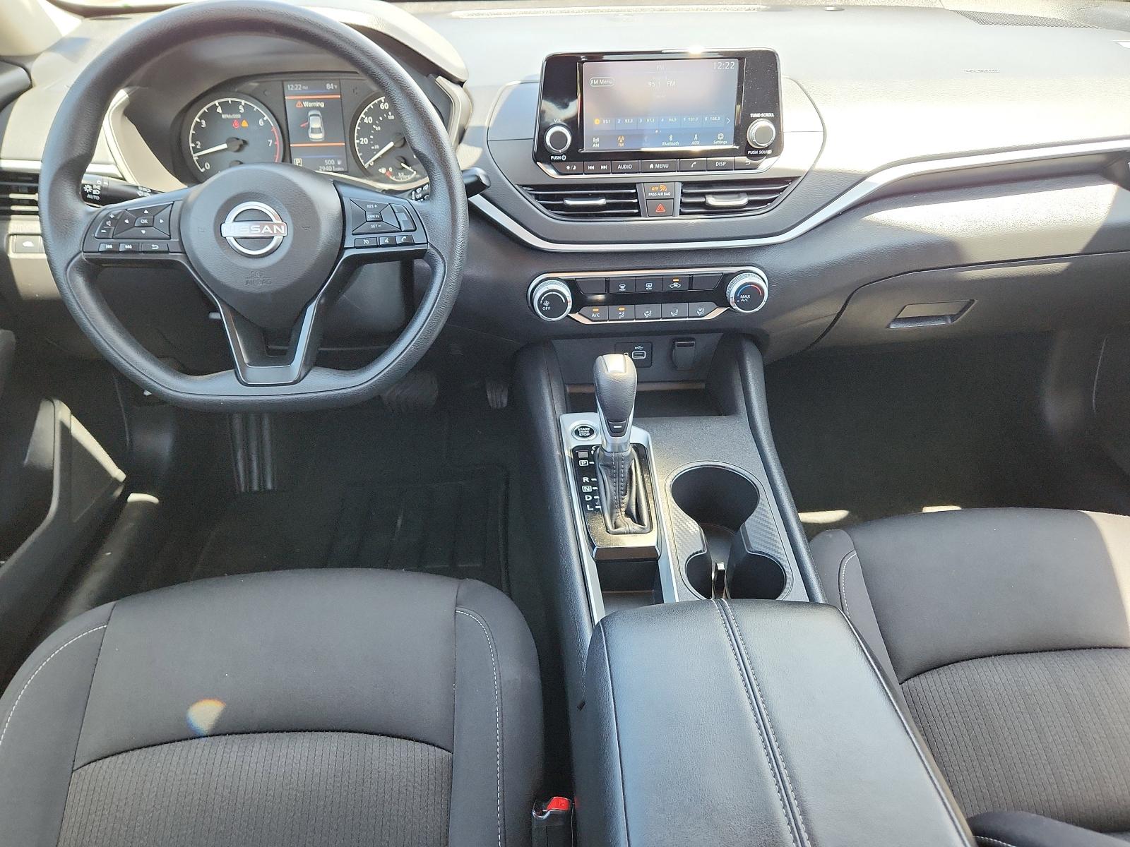 2024 Nissan Altima Vehicle Photo in Albuquerque, NM 87110