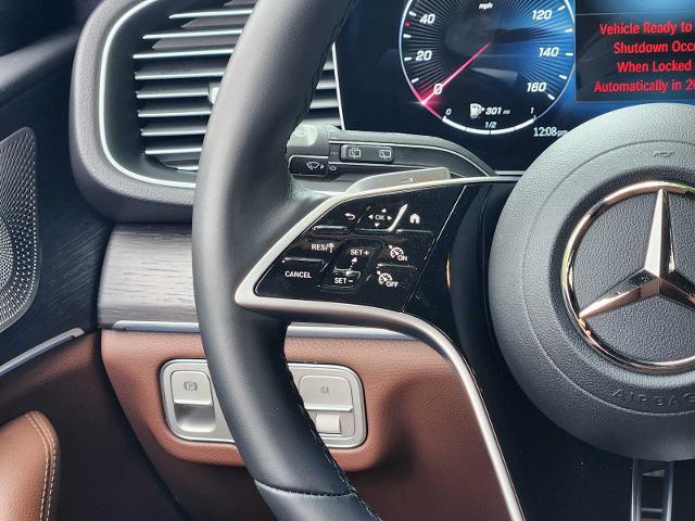 2025 Mercedes-Benz GLE Vehicle Photo in HOUSTON, TX 77079