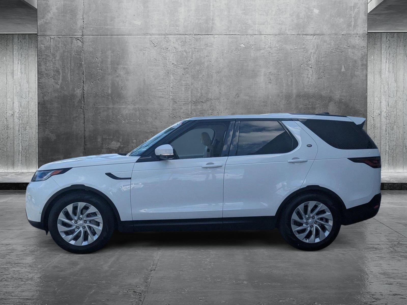 2023 Land Rover Discovery Vehicle Photo in Pompano Beach, FL 33064