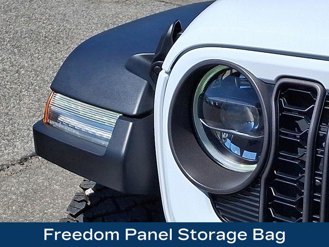 2024 Jeep Wrangler Vehicle Photo in DANBURY, CT 06810-5034