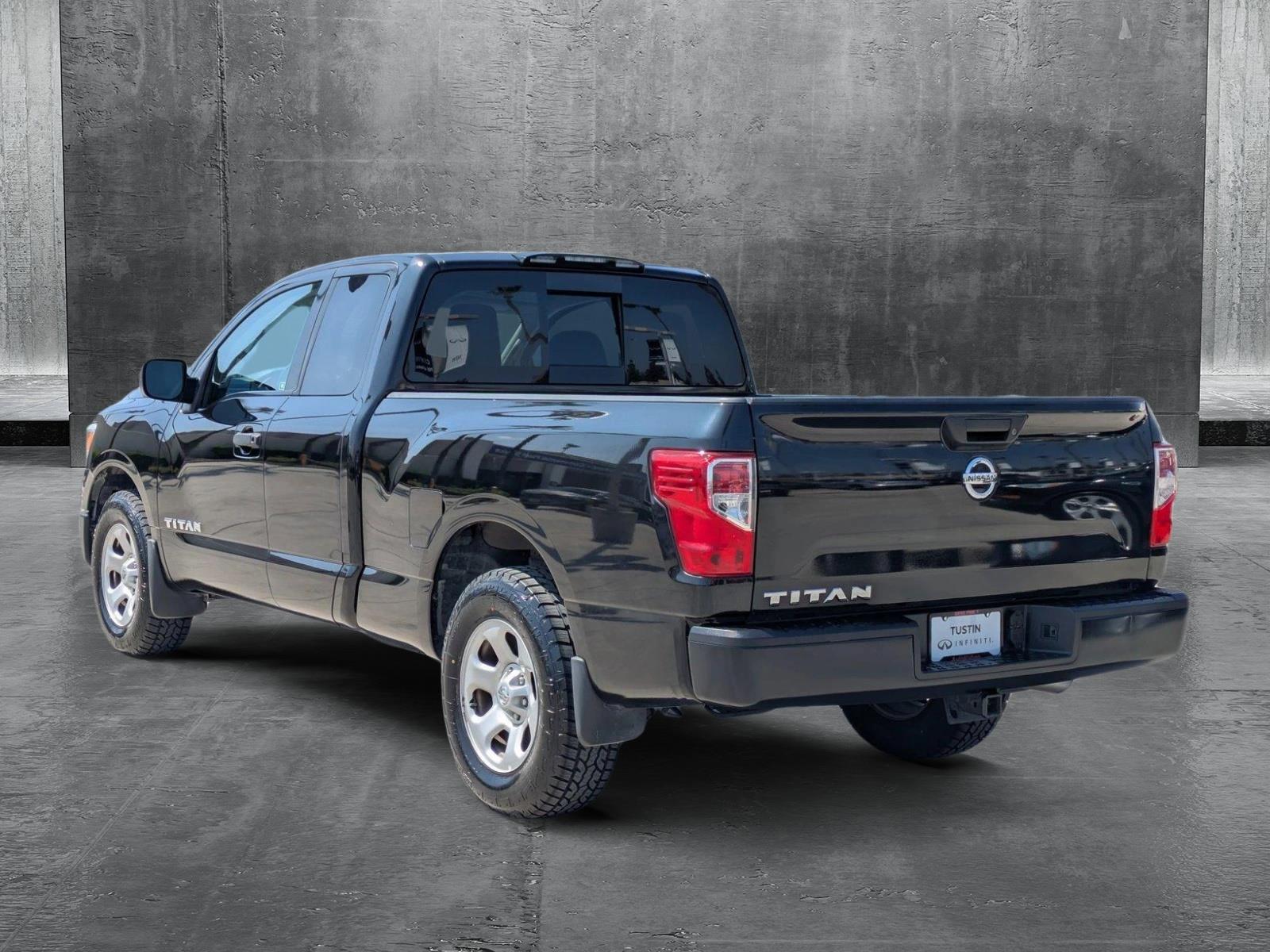 2017 Nissan Titan Vehicle Photo in Tustin, CA 92782