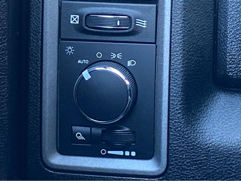 2021 Ram 1500 Classic Vehicle Photo in BEAUFORT, SC 29906-4218