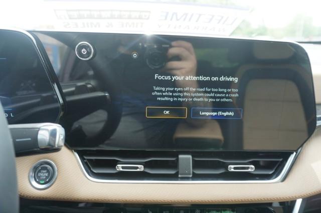 2025 Chevrolet Equinox Vehicle Photo in FAIRMONT, WV 26554-2318