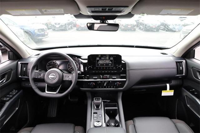 2025 Nissan Pathfinder Vehicle Photo in Hazelwood, MO 63042
