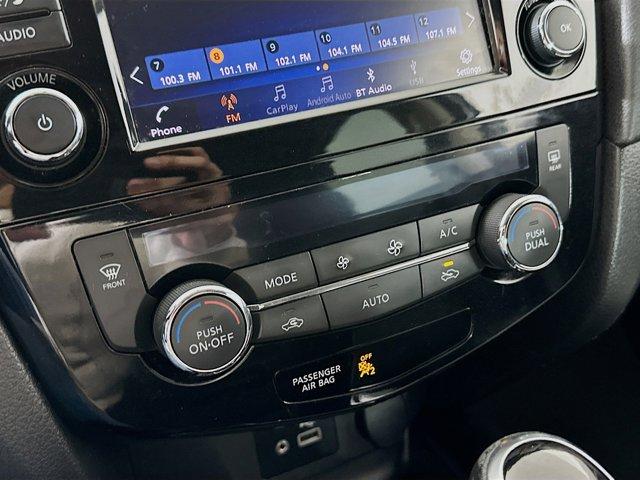 2018 Nissan Rogue Vehicle Photo in Doylestown, PA 18902