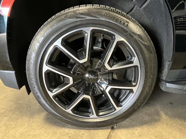 2021 Chevrolet Suburban Vehicle Photo in Roslyn, NY 11576