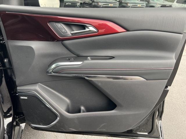 2025 Chevrolet Traverse Vehicle Photo in GREEN BAY, WI 54304-5303