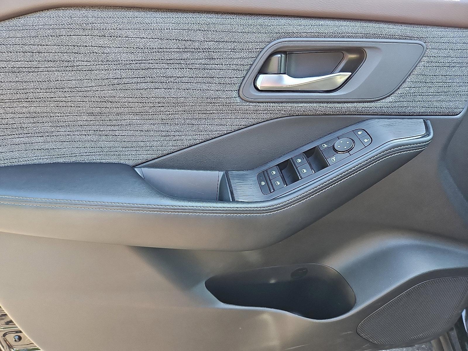 2023 Nissan Rogue Vehicle Photo in Jenkintown, PA 19046