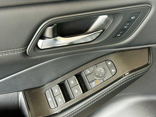 2025 Nissan Rogue Vehicle Photo in Flemington, NJ 08822
