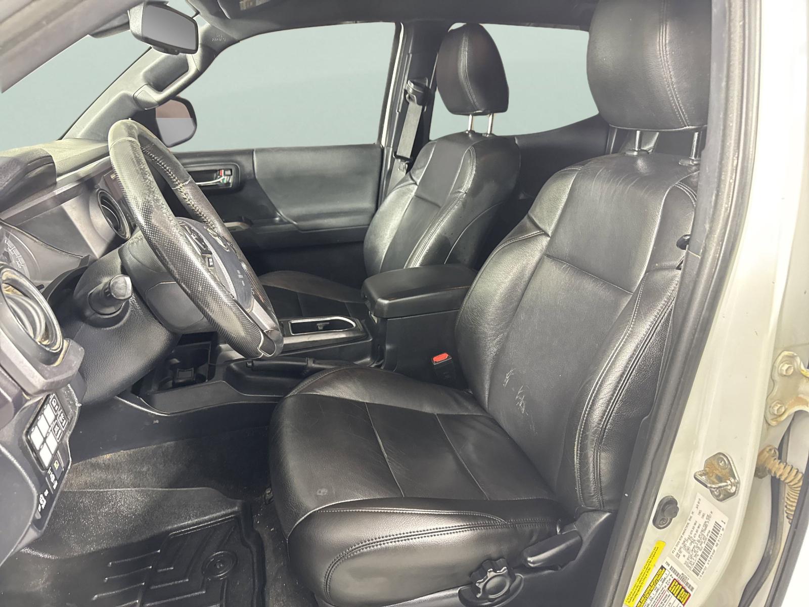 2018 Toyota Tacoma Vehicle Photo in GEORGETOWN, TX 78626-7508