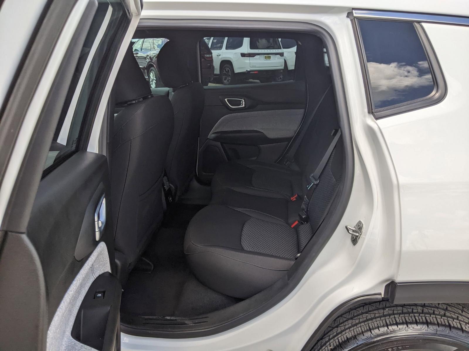 2024 Jeep Compass Vehicle Photo in Seguin, TX 78155