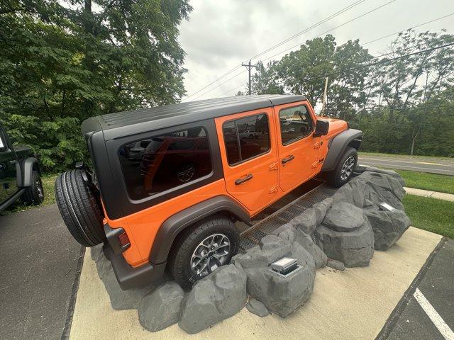 2025 Jeep Wrangler Vehicle Photo in Doylsetown, PA 18901