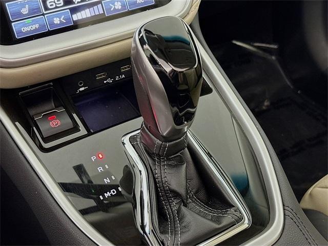 2020 Subaru Outback Vehicle Photo in Puyallup, WA 98371